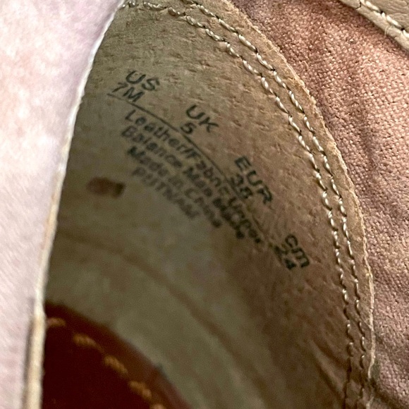 Sam Edelman Putnam Embroidered Leather Ankle Boots (7M) - Picture 14 of 16